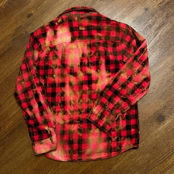 ⭐️Wonder Nation Juniors Red Black Custom Bleached Plaid Button Flannel Size XXL - Picture 2 of 8